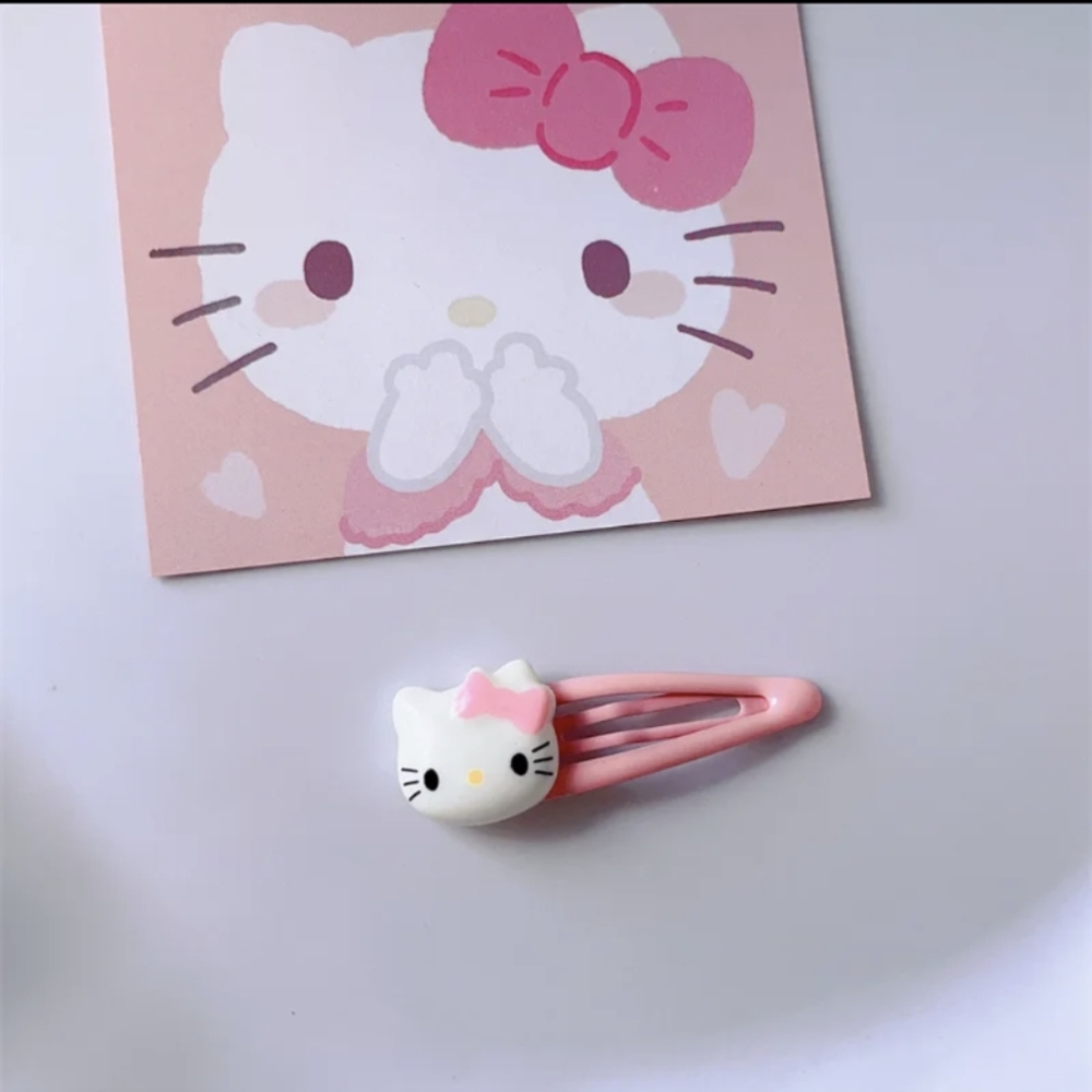 🆕📢Last Set....Hello Kitty Hair Clips - Picture 4 of 4